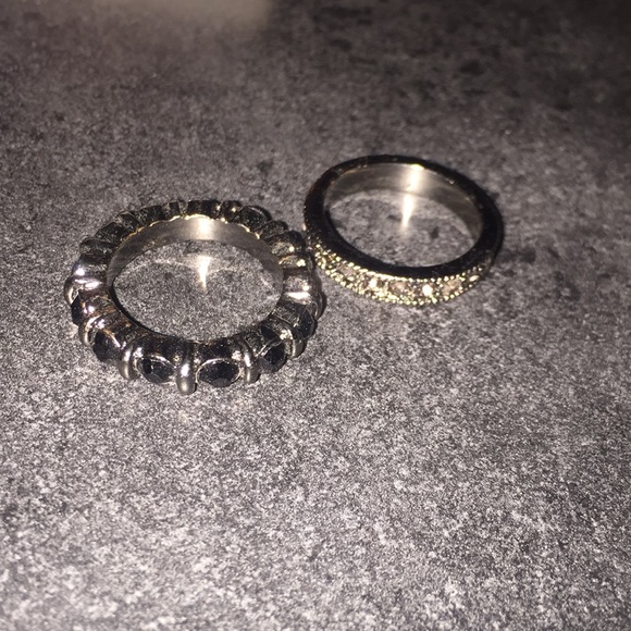 Set of 2 Rings NWOT - Picture 1 of 1